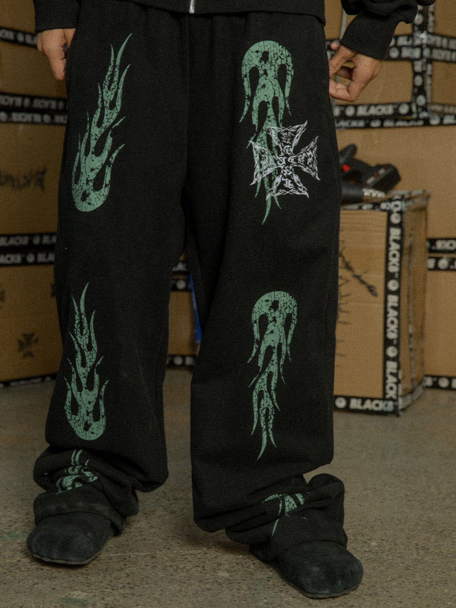 Black8 flame sweat pants