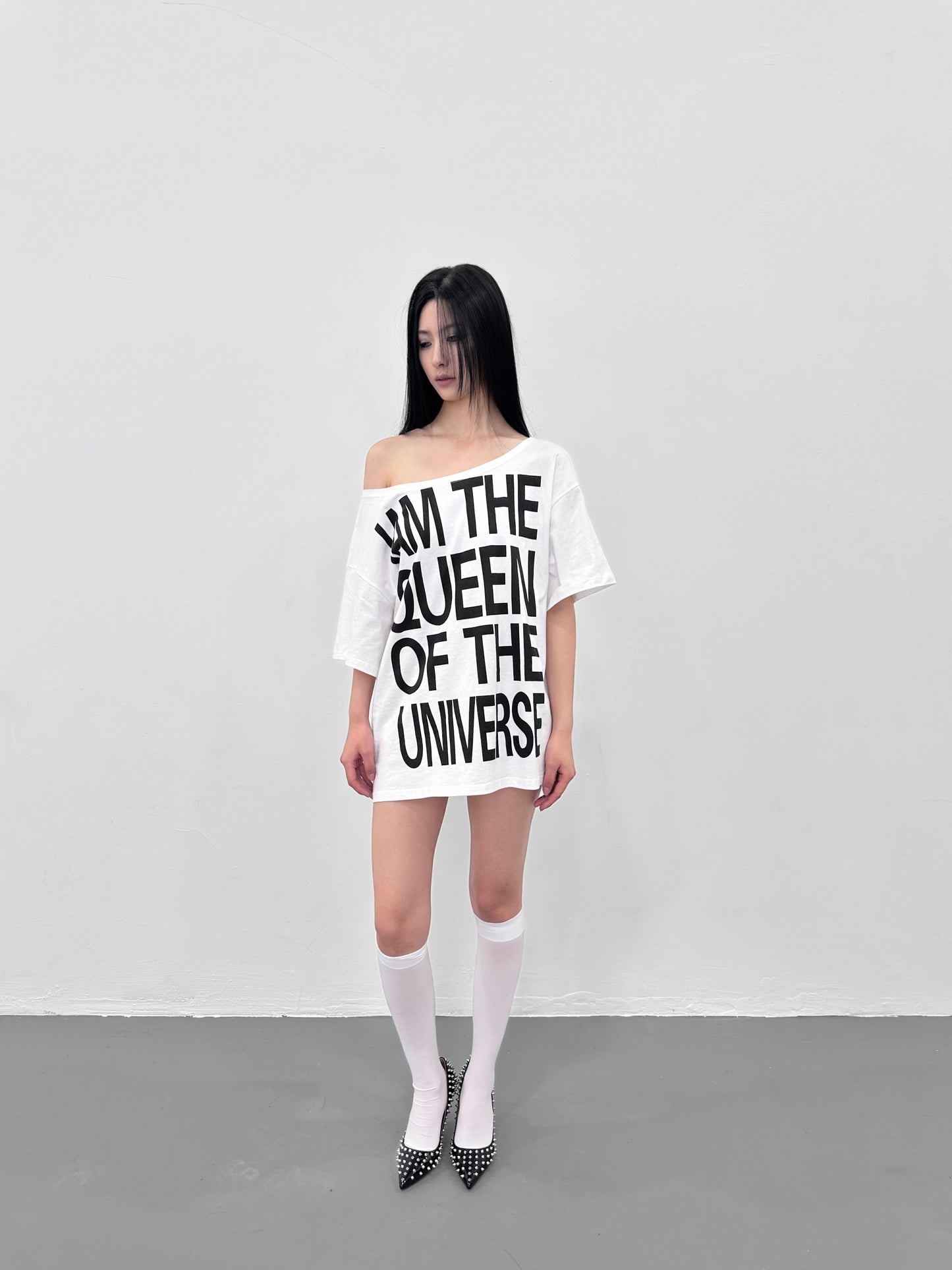 ArtByTastybabe queen of the universe tee