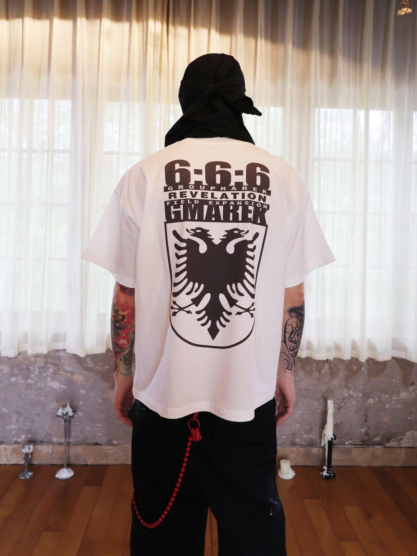 GROUPMAREK[GMK] Field 666 badge tee